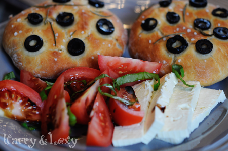 focaccia with olives and rosemary