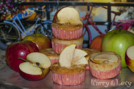 Easy Apple Muffins