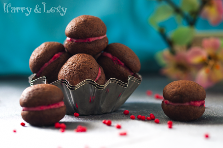 Chocolate Raspberry Whoopie Pies Recipe - Harry & Lexy's Workshop