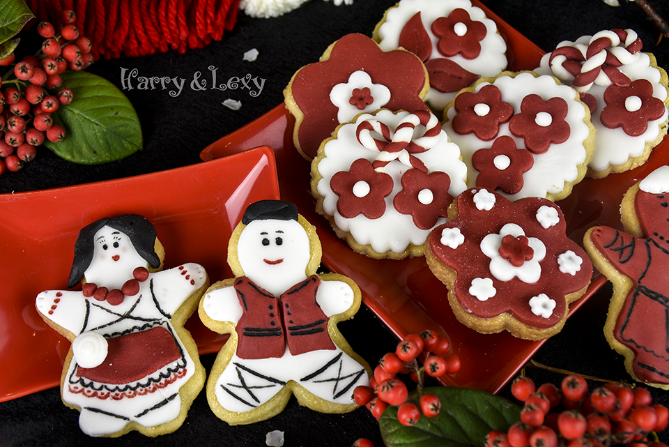 Red and White Fondant Cookies