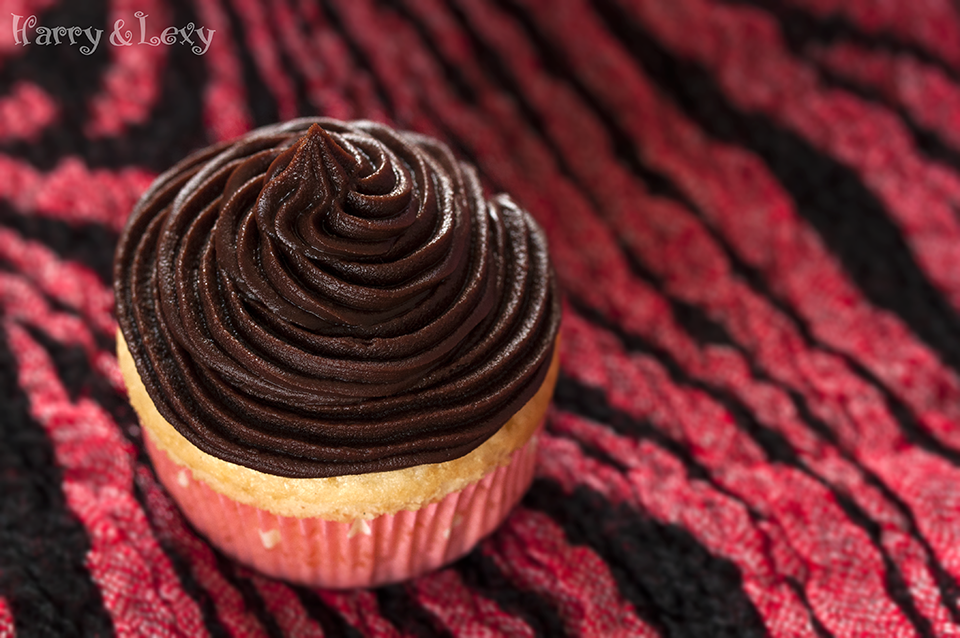 Soft Vanilla Cupcakes with Chocolate Frosting