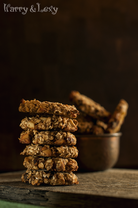 Dried Fruit and Oat Cookies